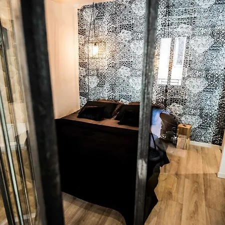 Appartement Un Lieu Unique Le Gold Et Le Cocon Annecy